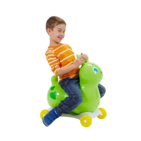 Igralni-zajcek-RAFFY-4.webp Igralni-zajcek-RAFFY-4.webp