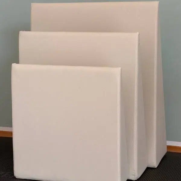 Klin-blazina-za-podlaganje-les_-pena-3.webp Klin-blazina-za-podlaganje-les_-pena-3.webp