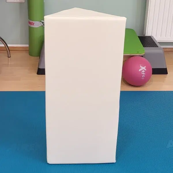 Podlozni-element-dolgi-klin-2.webp Podlozni-element-dolgi-klin-2.webp