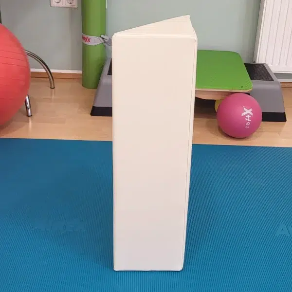 Podlozni-element-dolgi-klin-5.webp Podlozni-element-dolgi-klin-5.webp