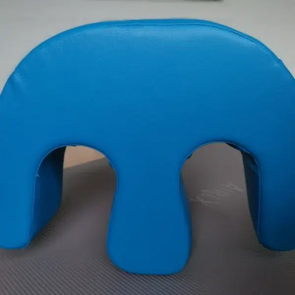 Pripomocek-za-obracanje-_obracalnik_-5.webp Pripomocek-za-obracanje-_obracalnik_-5.webp